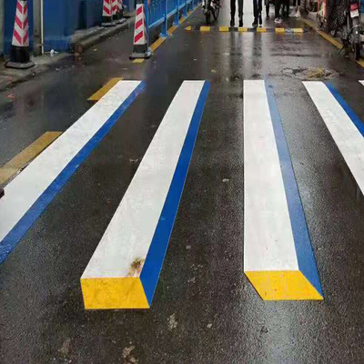 Termoplastyczna taśma do znakowania dróg Anti Stain Odblaskowa taśma nawierzchniowa Smooth Surface
